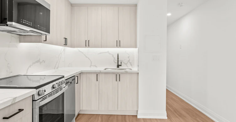 07A-44 Charles Street West, Toronto, ON, M4Y 1R7 - 4