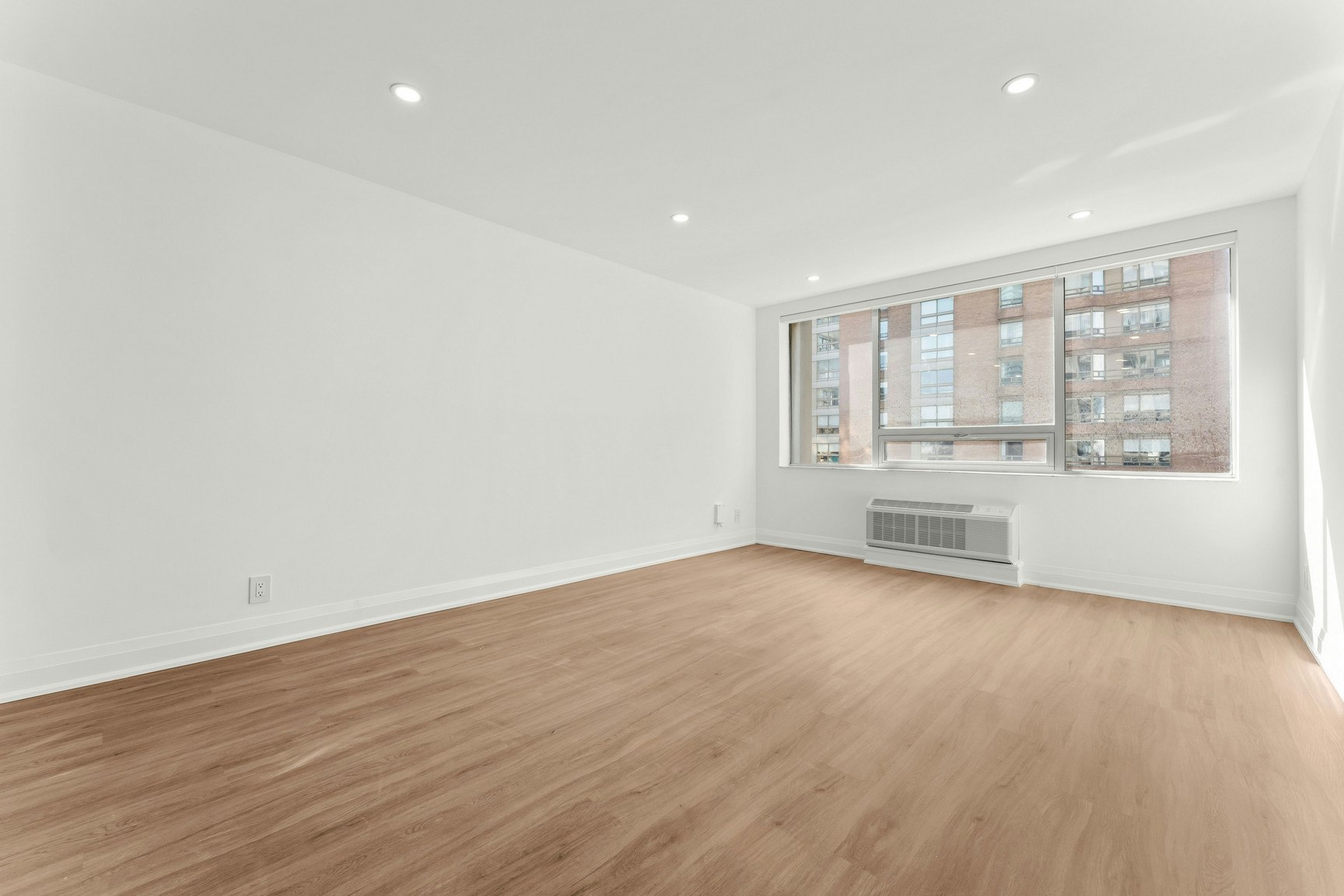 07A-44 Charles Street West, Toronto, ON, M4Y 1R7 - 5