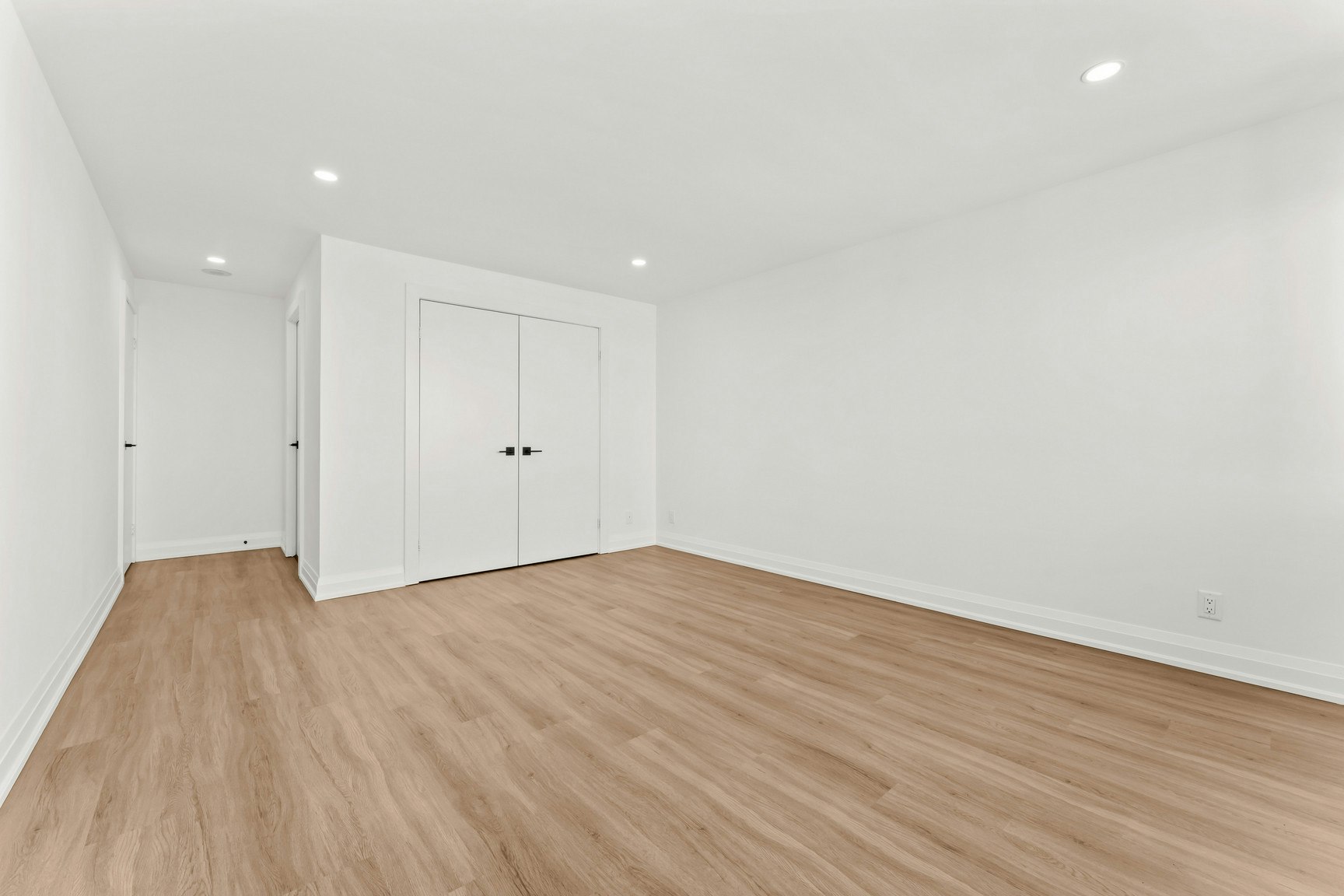 01A-44 Charles Street West, Toronto, ON, M4Y 1R7 - 4