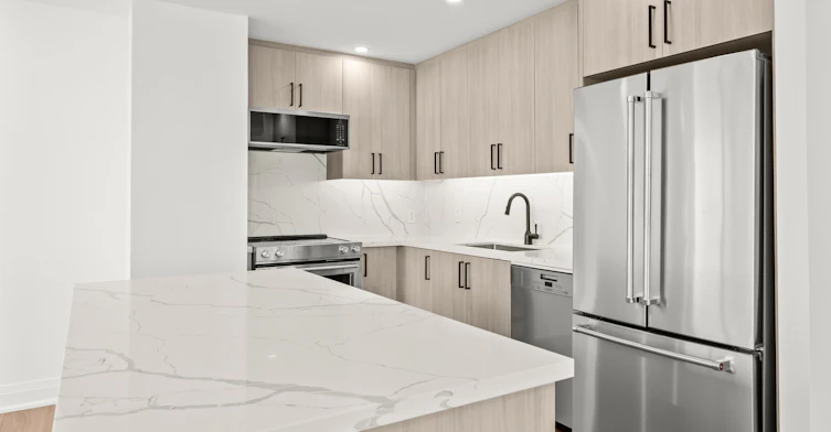 03B-44 Charles Street West, Toronto, ON, M4Y 1R7 - 11