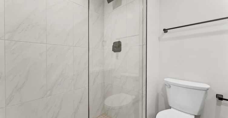 05A-44 Charles Street West, Toronto, ON, M4Y 1R7 - 2