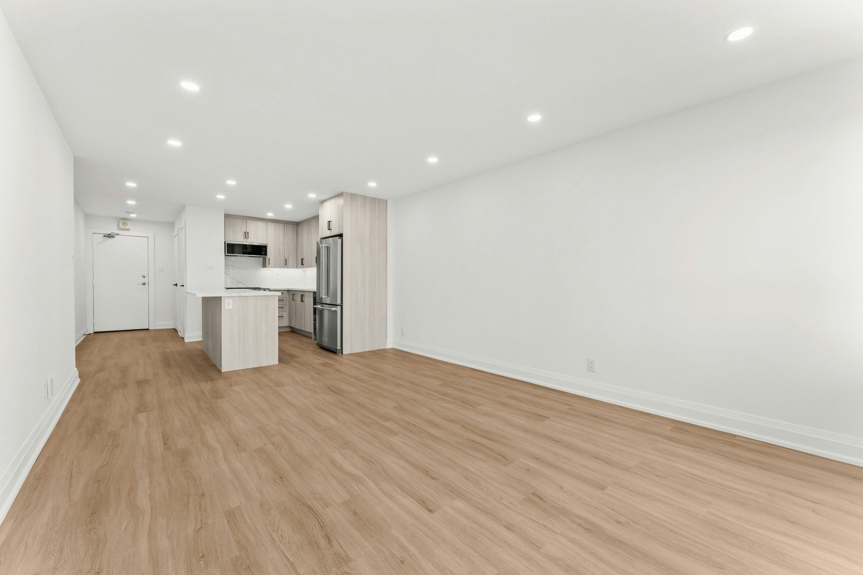 17A-44 Charles Street West, Toronto, ON, M4Y 1R7
