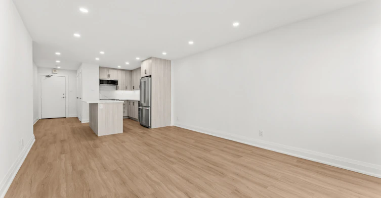 17A-44 Charles Street West, Toronto, ON, M4Y 1R7