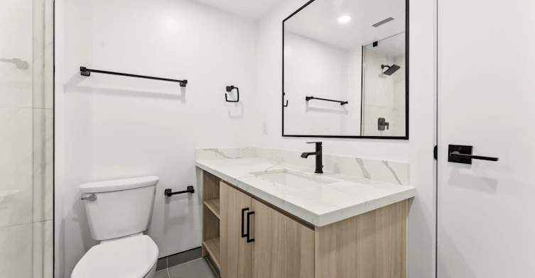 17A-44 Charles Street West, Toronto, ON, M4Y 1R7 - 10