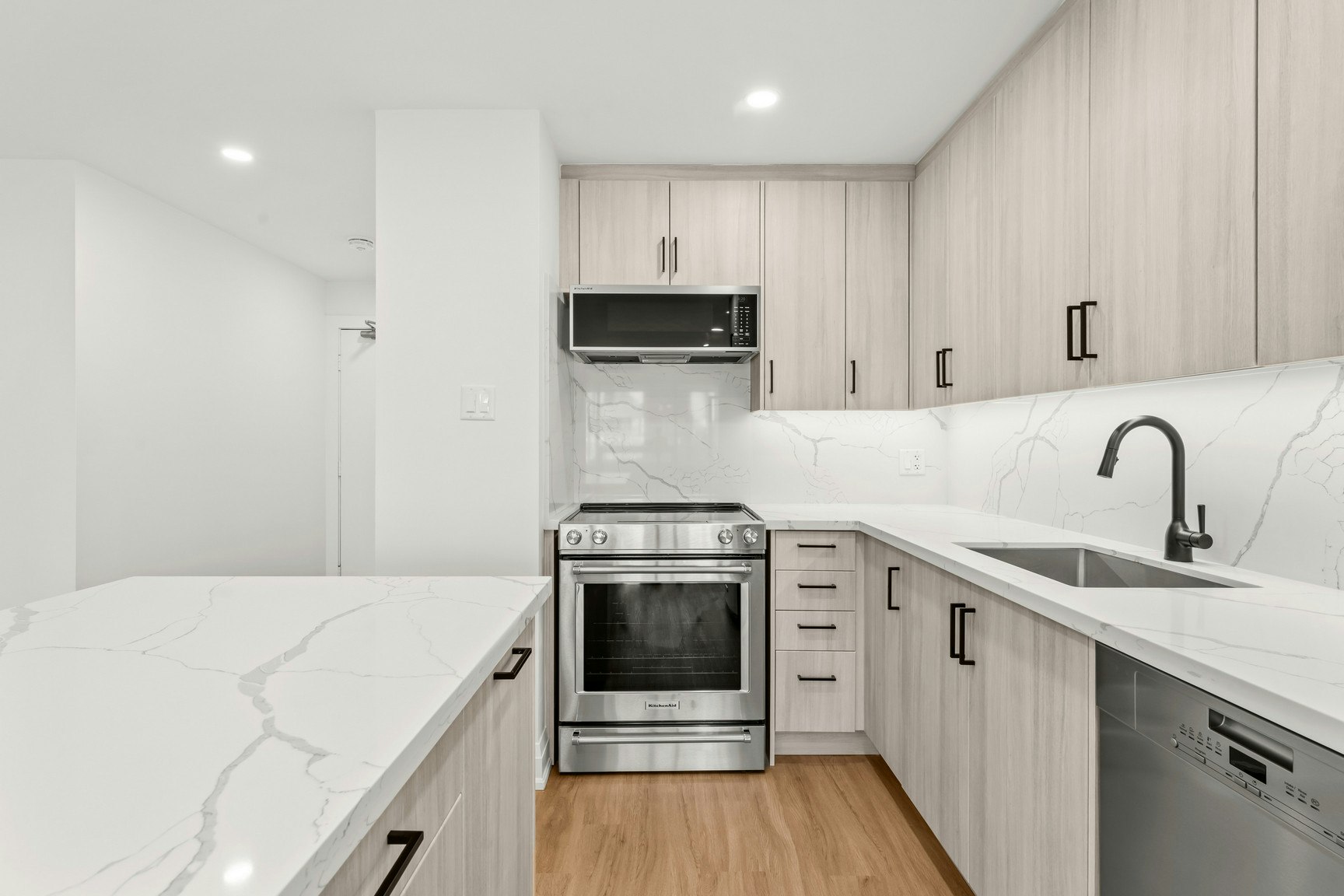 17A-44 Charles Street West, Toronto, ON, M4Y 1R7 - 6