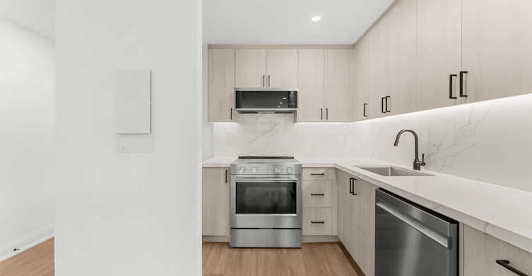 11A-44 Charles Street West, Toronto, ON, M4Y 1R7 - 6
