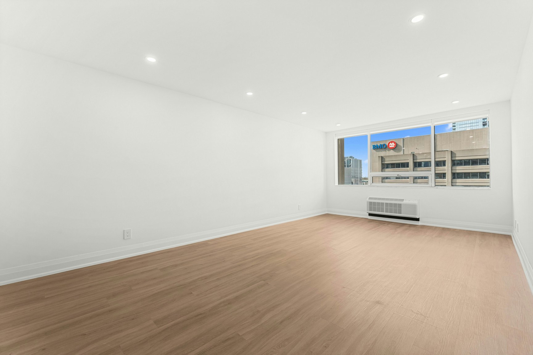 11A-44 Charles Street West, Toronto, ON, M4Y 1R7 - 4