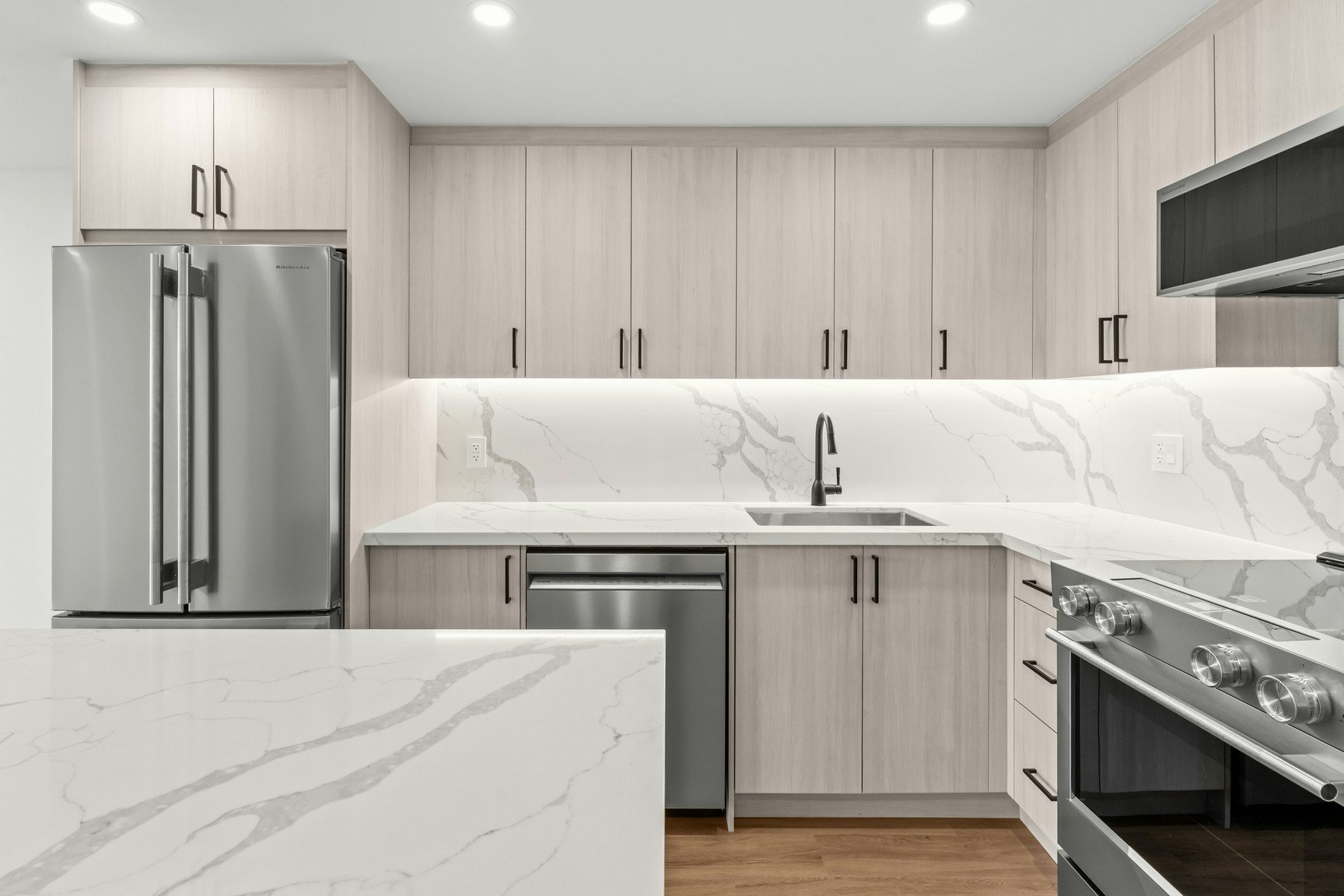 12B-44 Charles Street West, Toronto, ON, M4Y 1R7 - 8