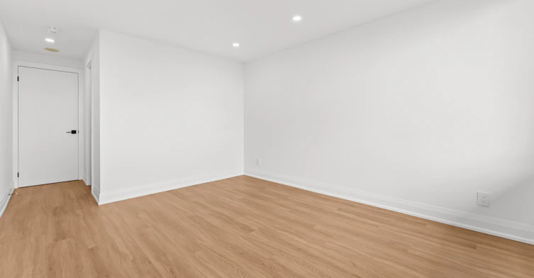 12B-44 Charles Street West, Toronto, ON, M4Y 1R7 - 12