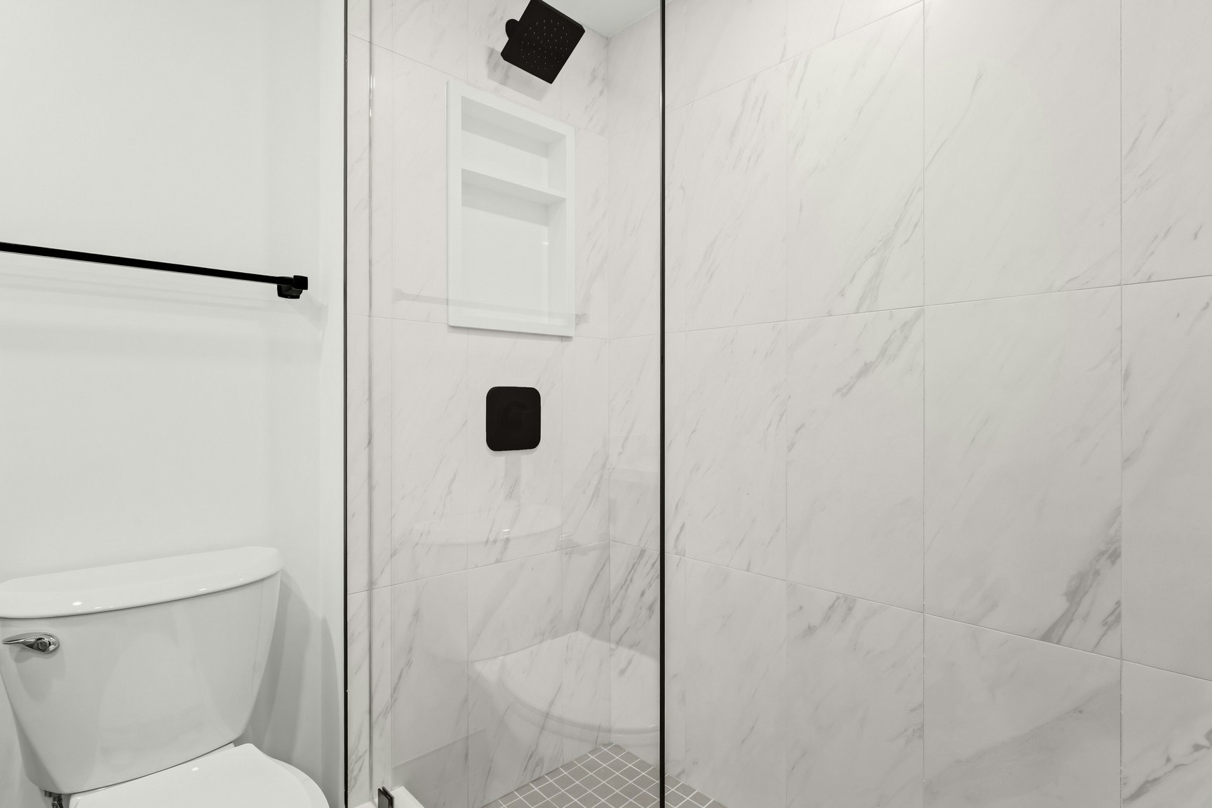 4B-44 Charles Street West, Toronto, ON, M4Y 1R7 - 21