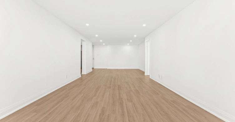 4B-44 Charles Street West, Toronto, ON, M4Y 1R7 - 2