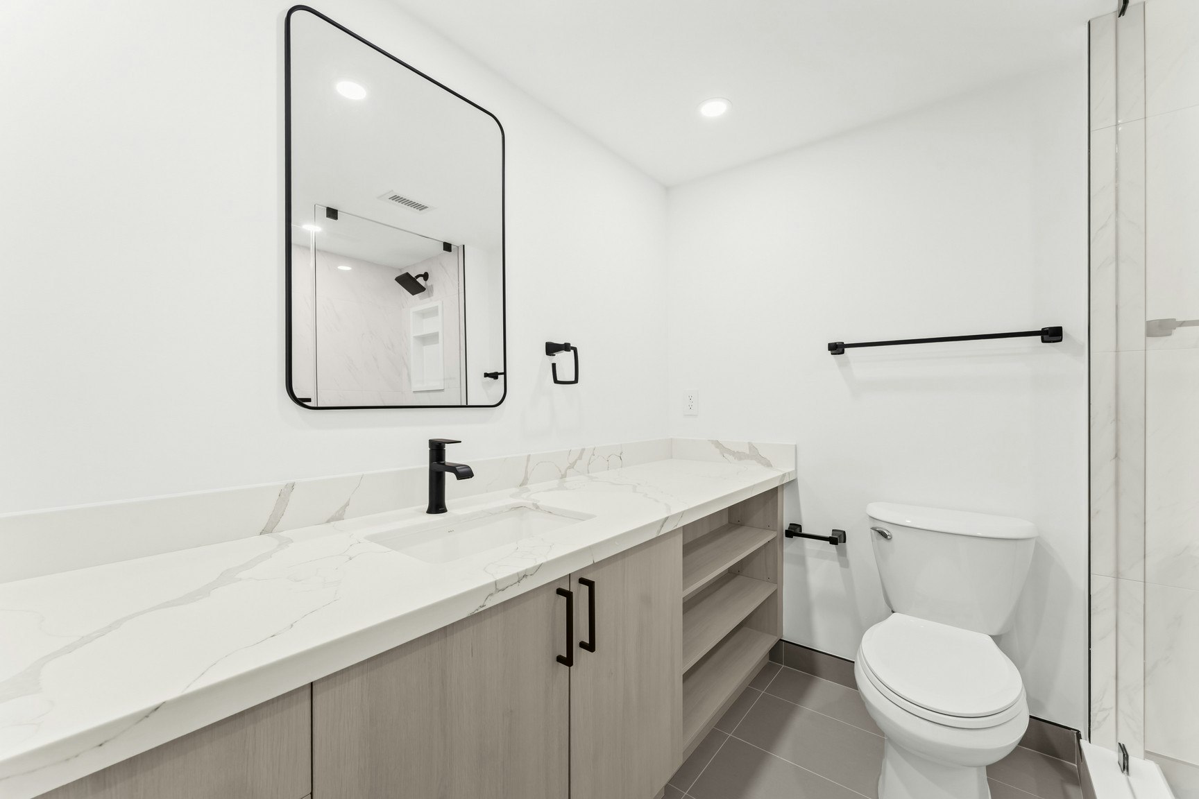 4B-44 Charles Street West, Toronto, ON, M4Y 1R7 - 19