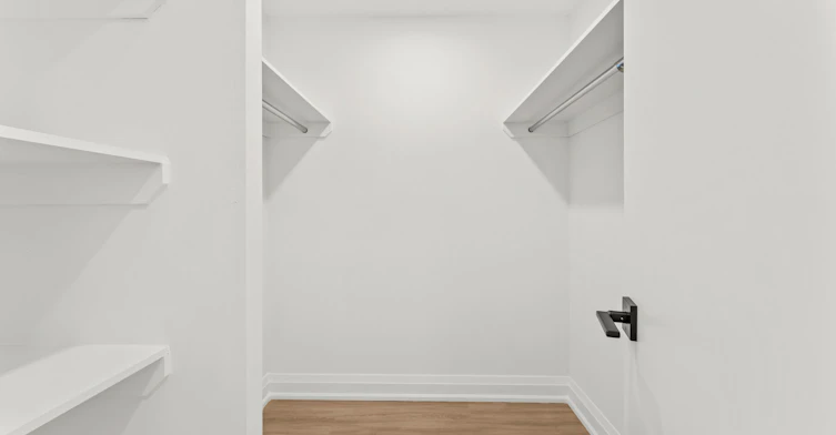 4B-44 Charles Street West, Toronto, ON, M4Y 1R7 - 13