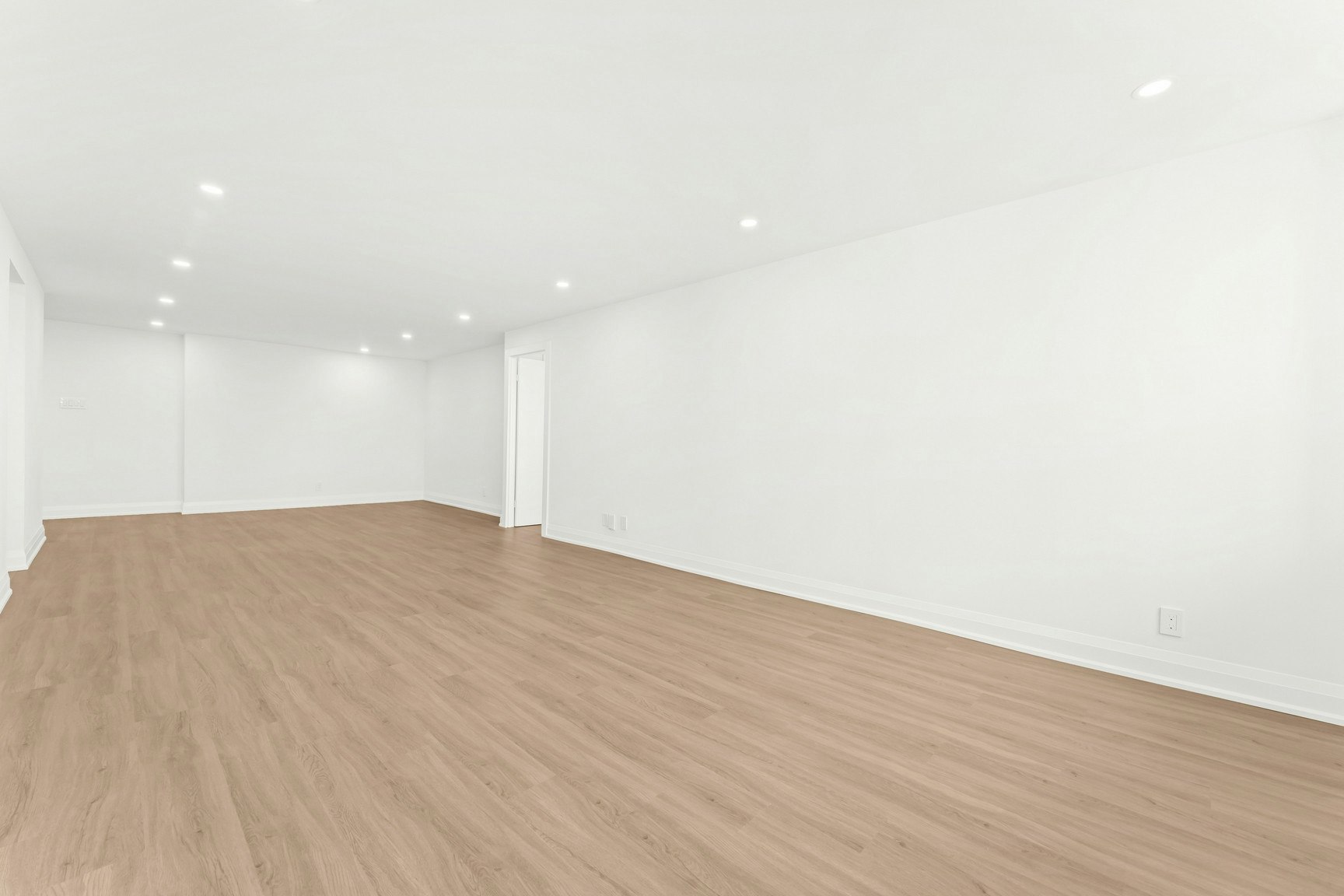 4B-44 Charles Street West, Toronto, ON, M4Y 1R7 - 3