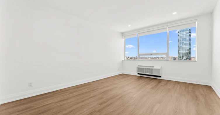 4B-44 Charles Street West, Toronto, ON, M4Y 1R7 - 9
