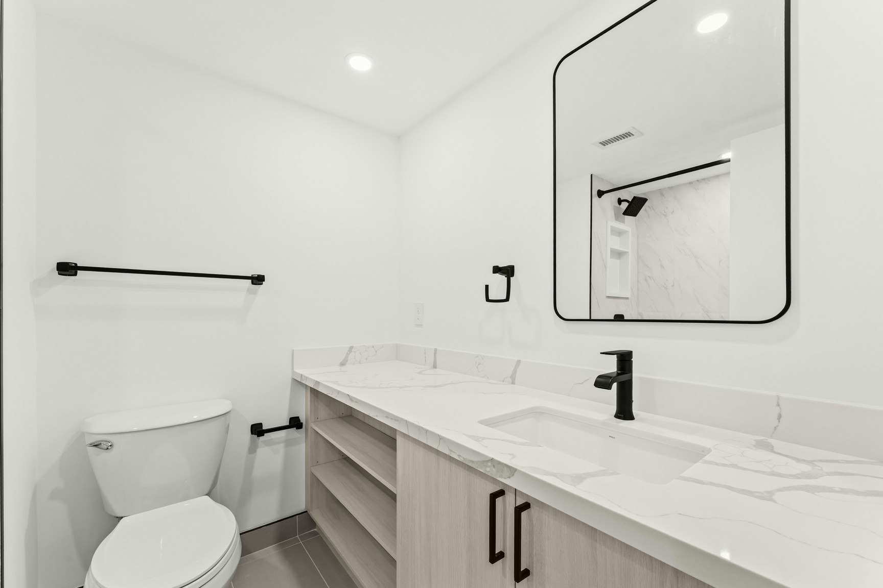 4B-44 Charles Street West, Toronto, ON, M4Y 1R7 - 13