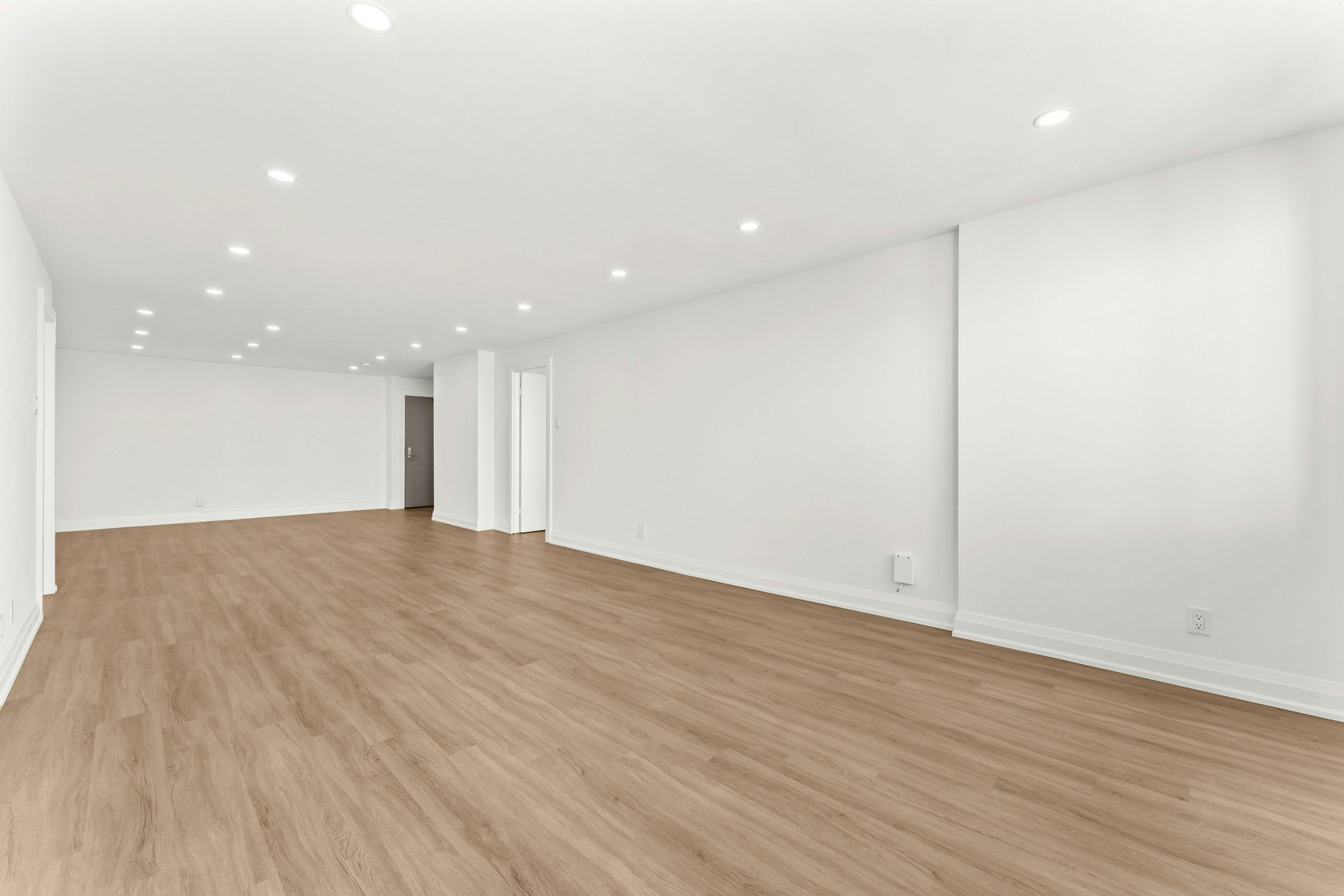 10B-44 Charles Street West, Toronto, ON, M4Y 1R7 - 4