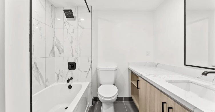 10B-44 Charles Street West, Toronto, ON, M4Y 1R7 - 8