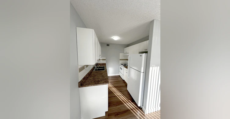 304-617 15 Avenue SW, Calgary, AB, T2R 0R4 - 7