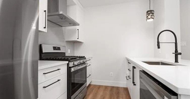 B-83 Rosemount Avenue, Ottawa, ON, K1Y 1P5 - 4