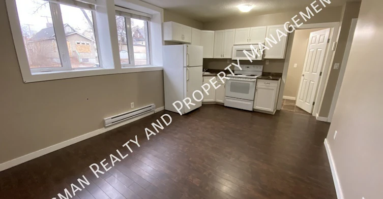 1-2023 Ottawa Street, Regina, SK, S4P 1P9 - 2