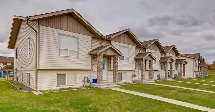 46-47 Kitson Close, Red Deer, AB, T4P 4C5 - 3
