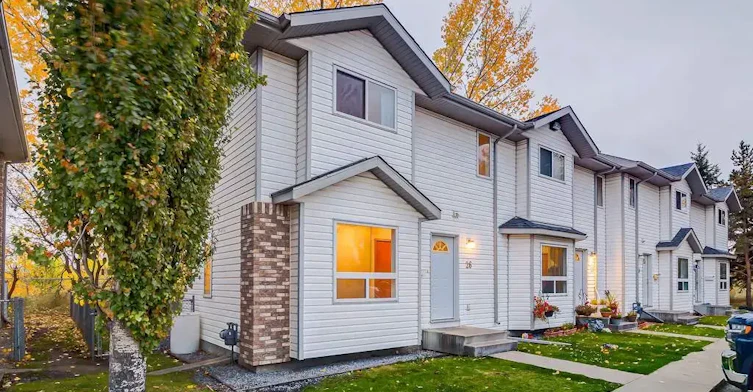 10-27 Halman Crescent, Red Deer, AB, T4N 6J9 - 3