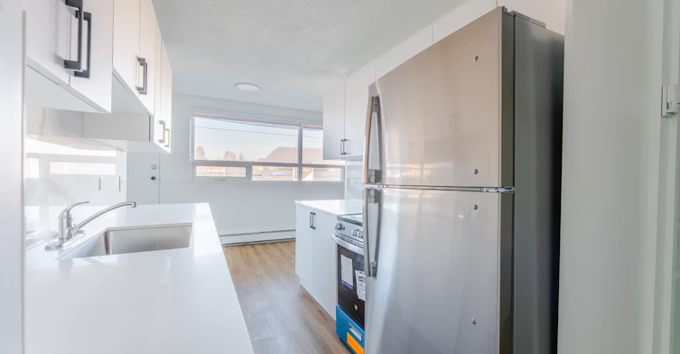 401-815 50 Avenue SW, Calgary, AB, T2S 1H8 - 2