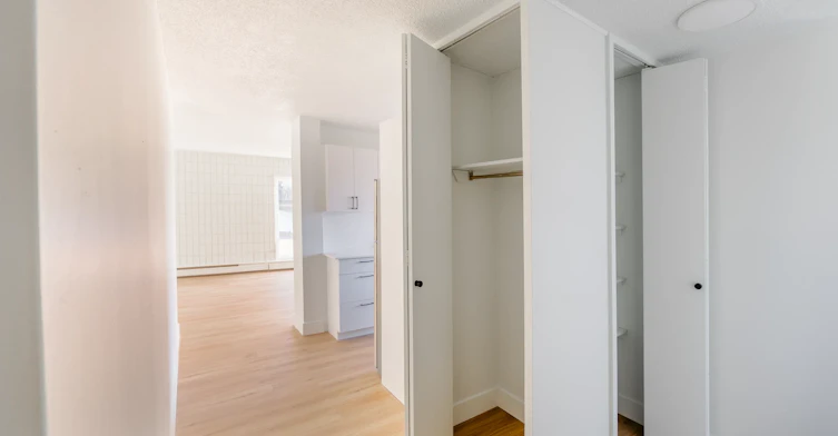 401-815 50 Avenue SW, Calgary, AB, T2S 1H8 - 13
