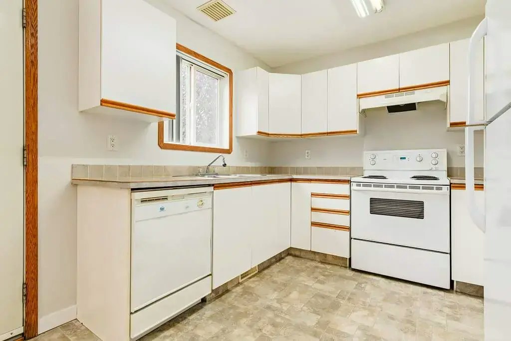 28-57 Kyte Crescent, Red Deer, AB, T4P 3W7 - 5