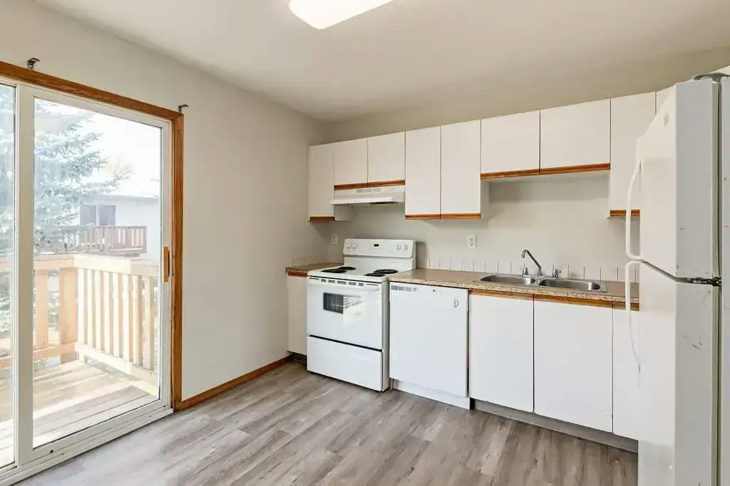 25-5816 53 Avenue, Red Deer, AB, T4N 4L5 - 5