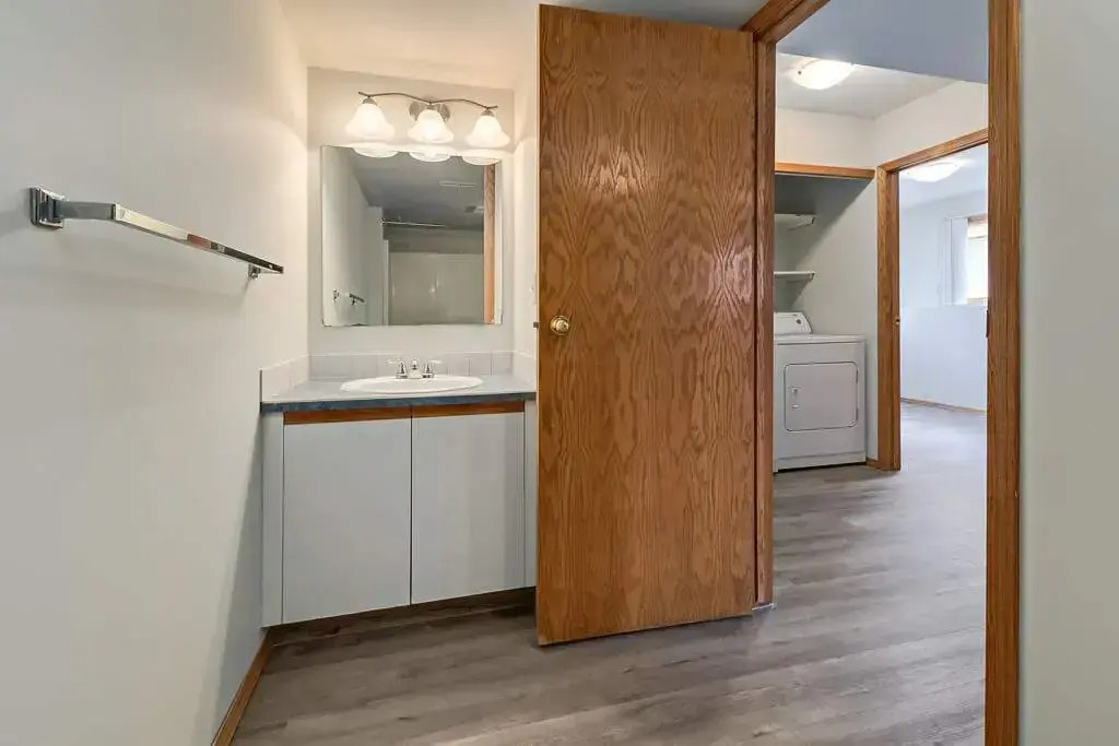 33-5816 53 Avenue, Red Deer, AB, T4N 4L5 - 9
