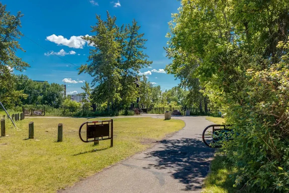 33-5816 53 Avenue, Red Deer, AB, T4N 4L5 - 16