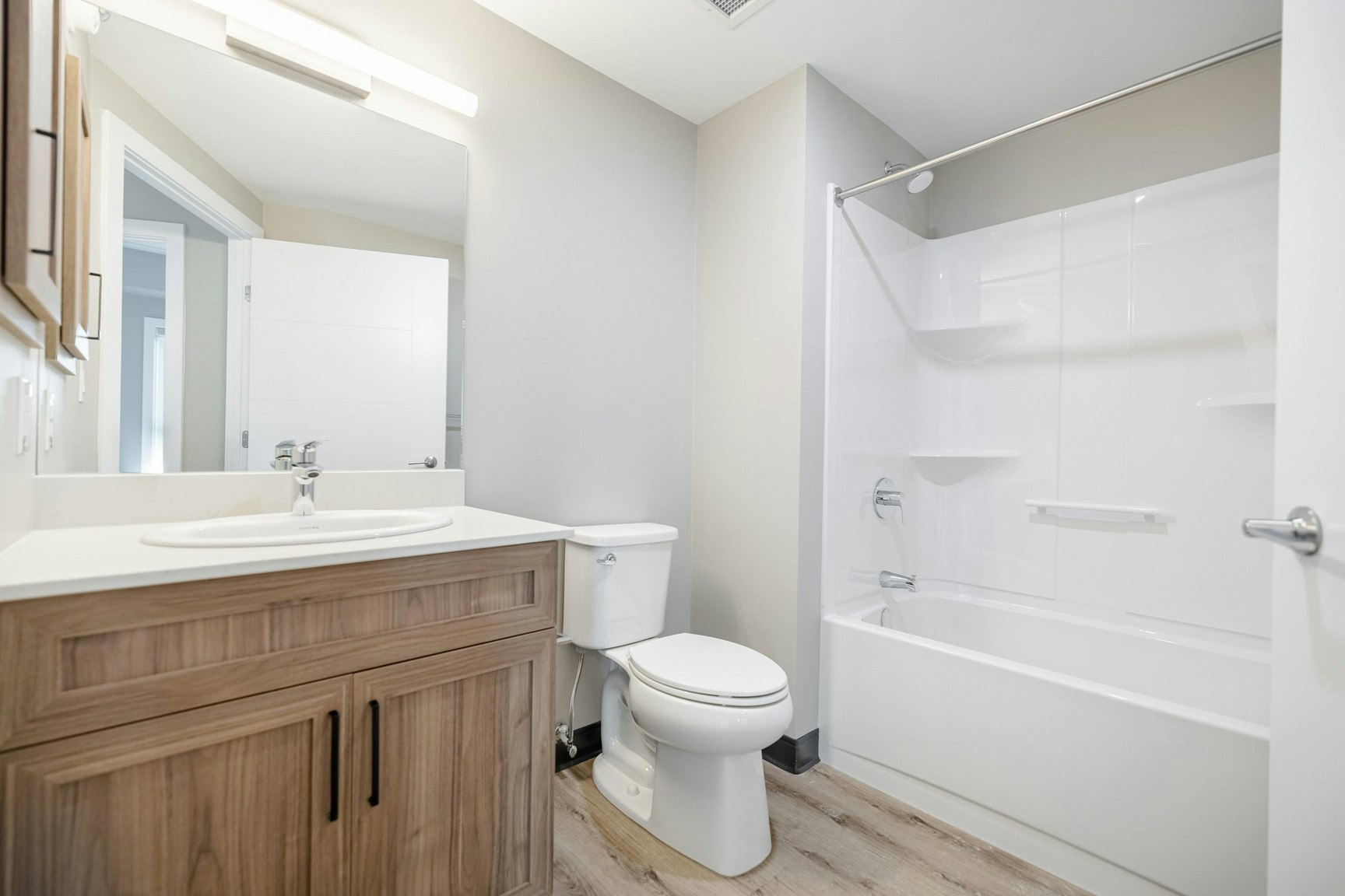 704-1025 Templeton Avenue, Winnipeg, MB, R2P 2P7