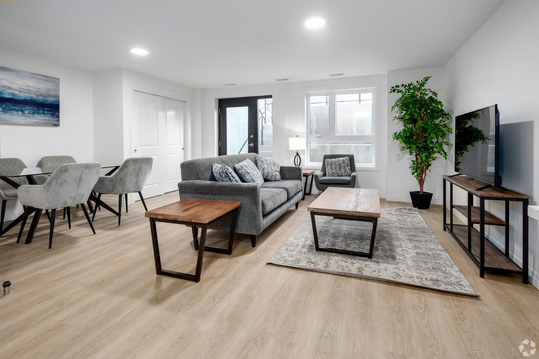 520-99 Milford Avenue, Waterloo, ON, N2L 3Z3 - 2