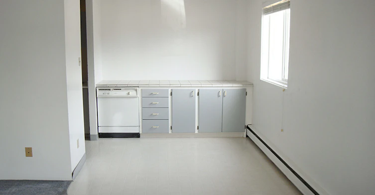 1605 7th Street East, Saskatoon, SK, S7H 0Z3 - 5