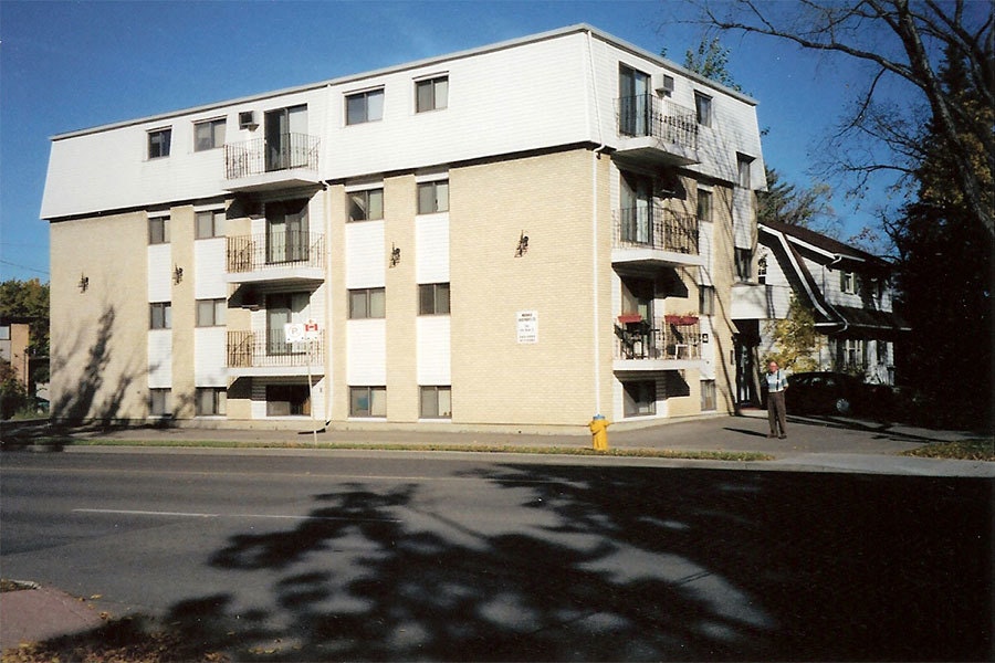 – 13th Street East, Saskatoon, SK, S7H 0B8