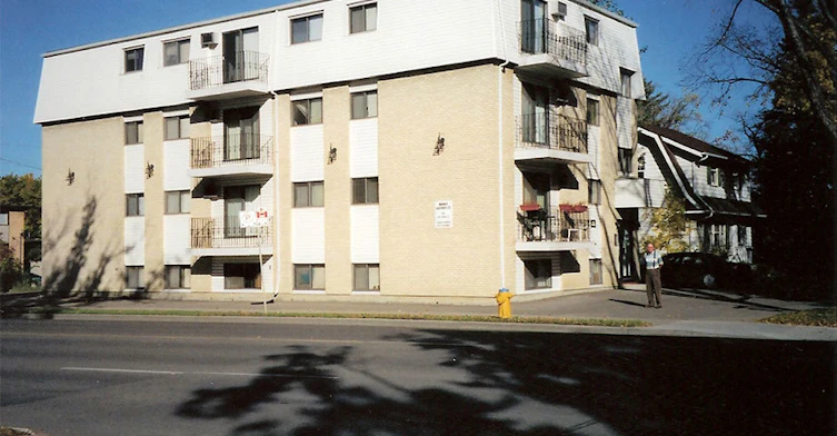 – 13th Street East, Saskatoon, SK, S7H 0B8
