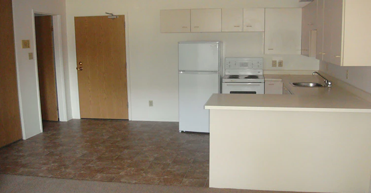 1224 – 7th Avenue North, Saskatoon, SK, S7K 2W2 - 2
