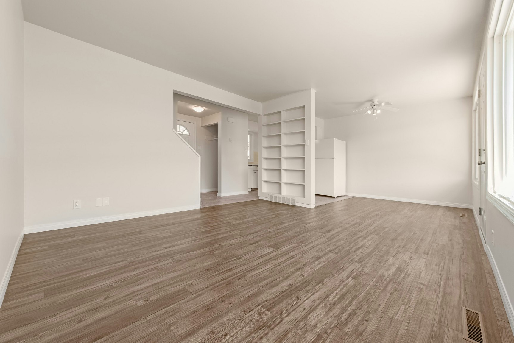 Classic-10211 Princess Elizabeth Avenue Northwest, Edmonton, AB, T5G 0Y1 - 2