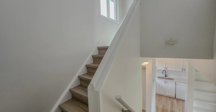 Premium-10211 Princess Elizabeth Avenue Northwest, Edmonton, AB, T5G 0Y1 - 7