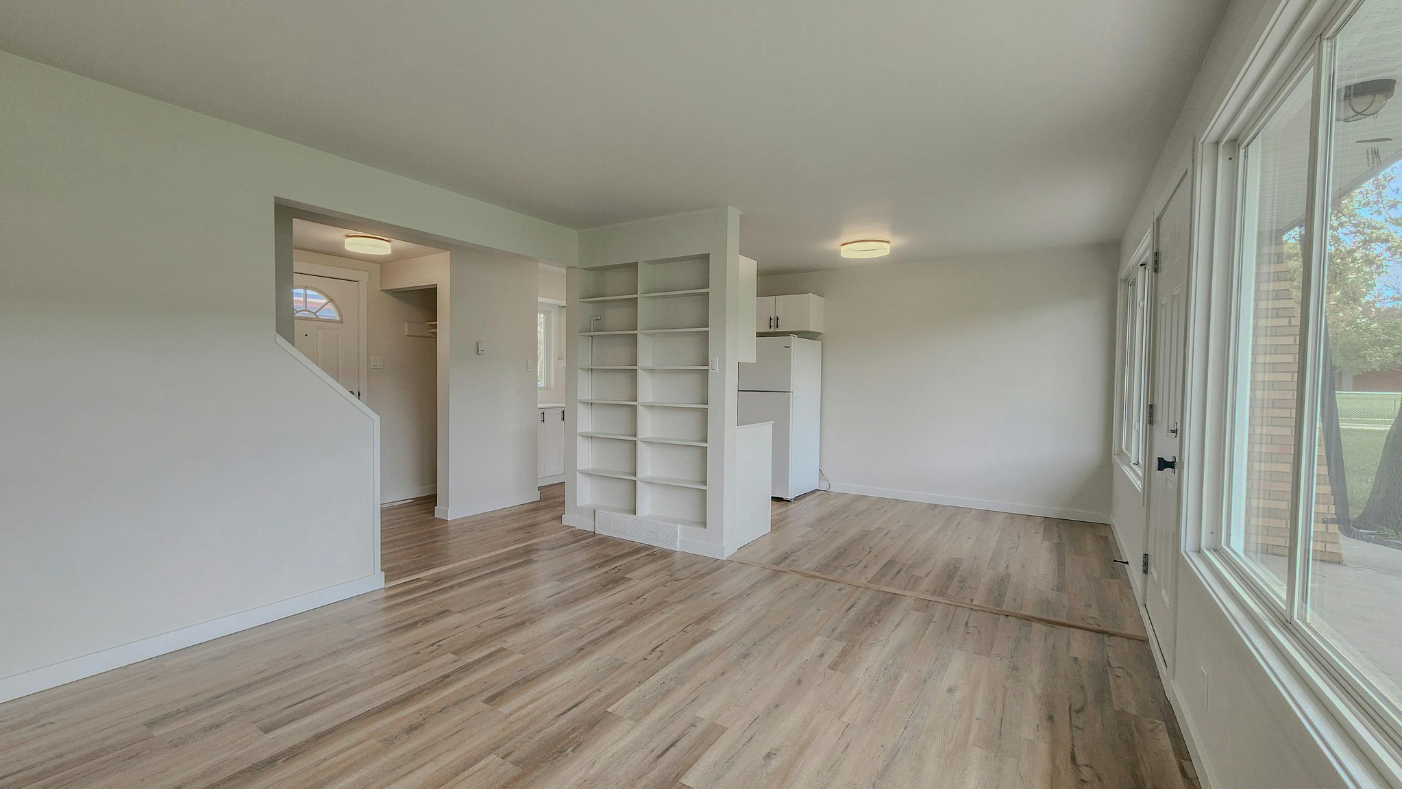 Premium-10211 Princess Elizabeth Avenue Northwest, Edmonton, AB, T5G 0Y1 - 4