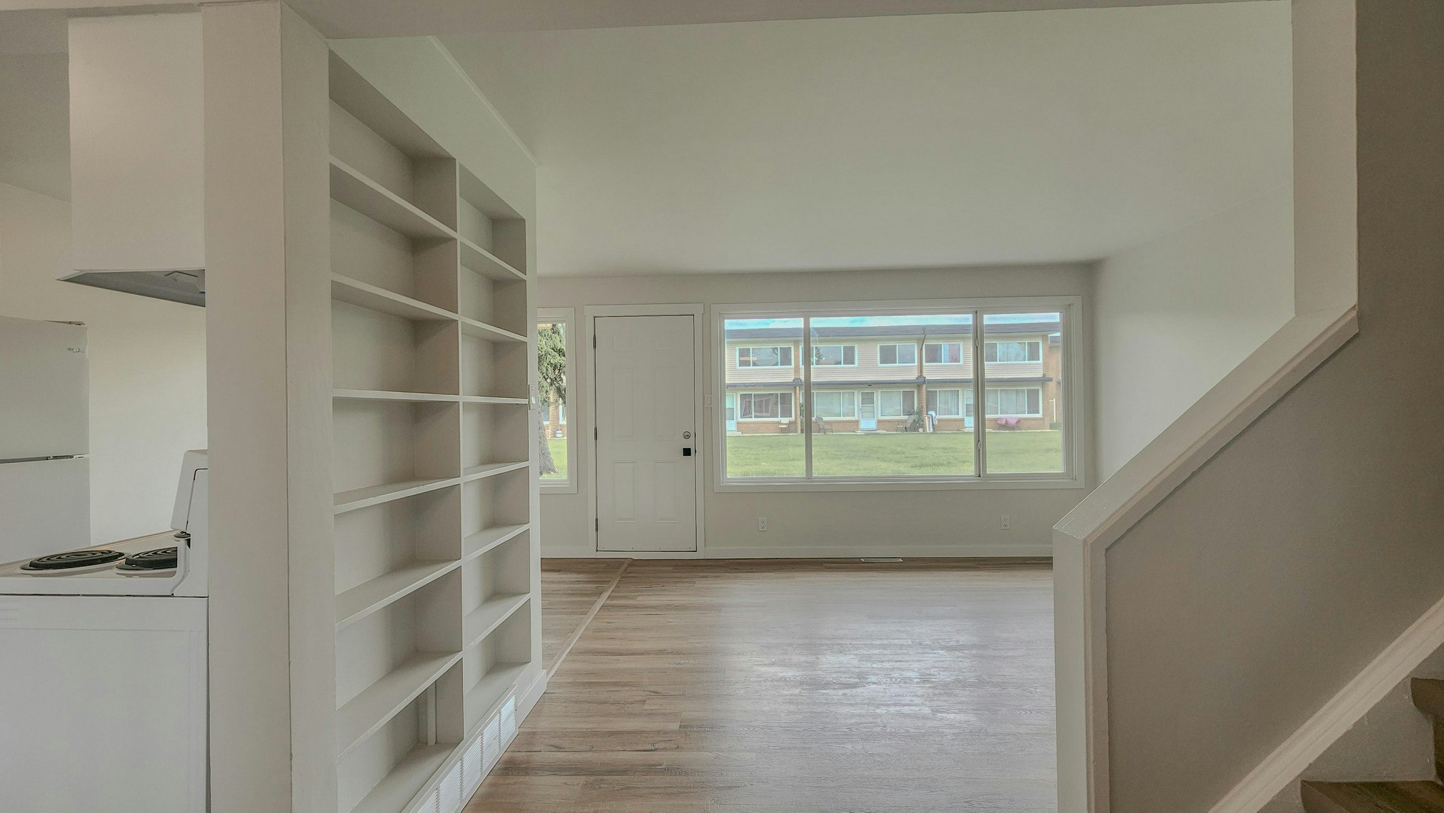Premium-10211 Princess Elizabeth Avenue Northwest, Edmonton, AB, T5G 0Y1 - 6