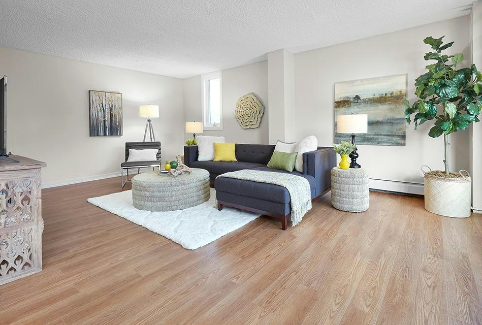9939 115 Street, Edmonton, AB, T5K 1S6
