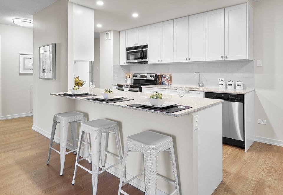9915 115 Street, Edmonton, AB, T5K 1S5 - 6