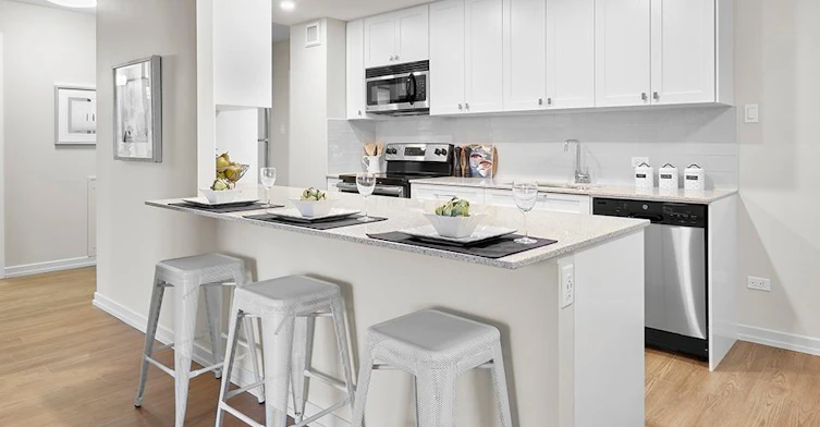 9915 115 Street, Edmonton, AB, T5K 1S5 - 6
