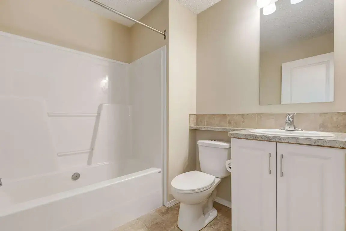214-16504 130 Street NW, Edmonton, AB, T6V 0E9 - 17