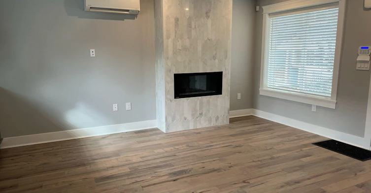 66 West 18th, Vancouver, BC, V5Y 2A4 - 3