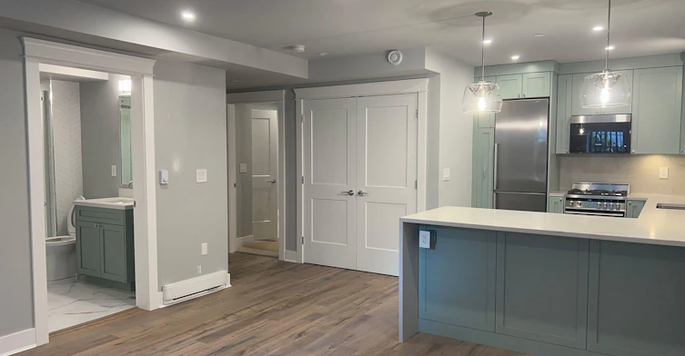 68 West 18th Avenue, Vancouver, BC, V5Y 2A4 - 3