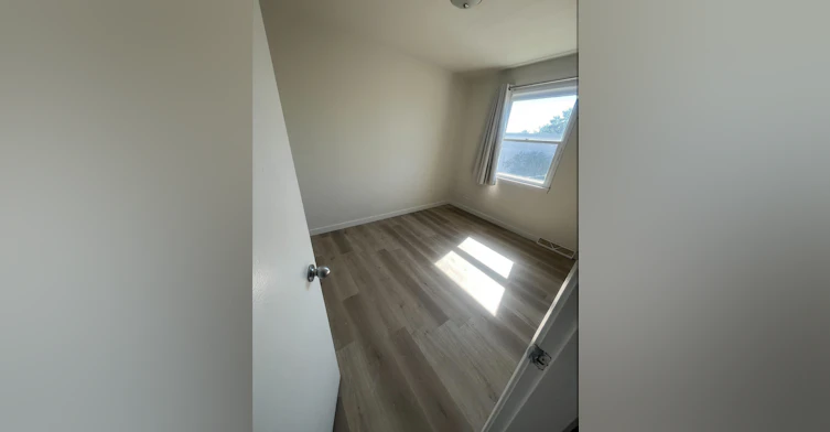 13104 129 Street NW, Edmonton, AB, T5L 1J5 - 14